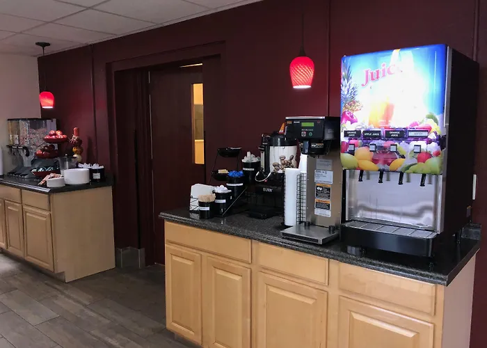 Ramada By Wyndham Harrisonburg