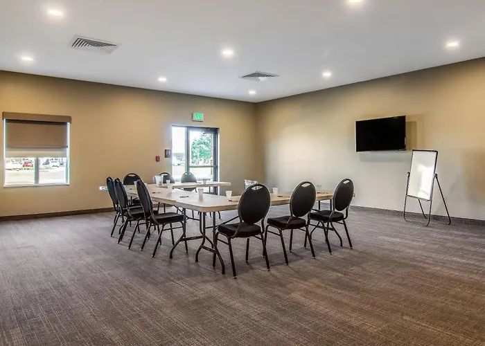Comfort Suites Brunswick Town Center