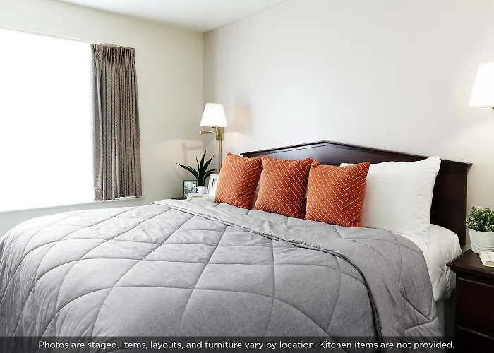 Intown Suites Extended Stay Savannah Ga