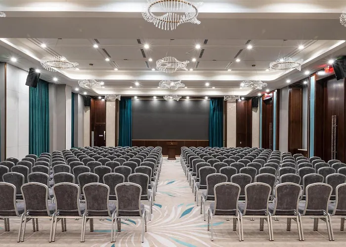 Blossom Hotel Houston, Curio Collection By Hilton
