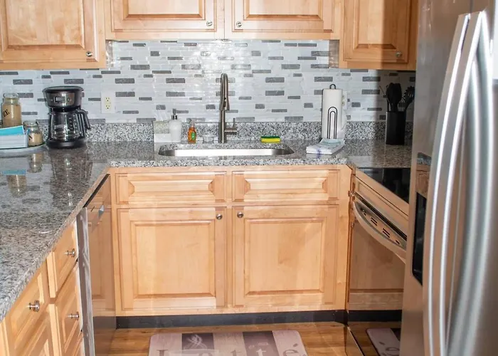Winterplace Condos - Ski In Ski Out E104