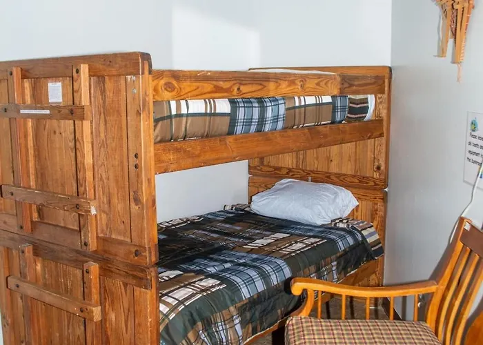 Winterplace Condos - Ski In Ski Out E104