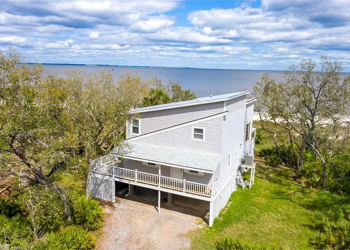 Private Beach - Ocean Front On Coffin Point
