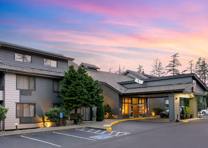 Best Western Plus Oak Harbor Hotel & Conference Center