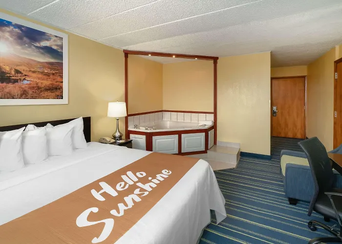 Days Inn By Wyndham Scranton Pa