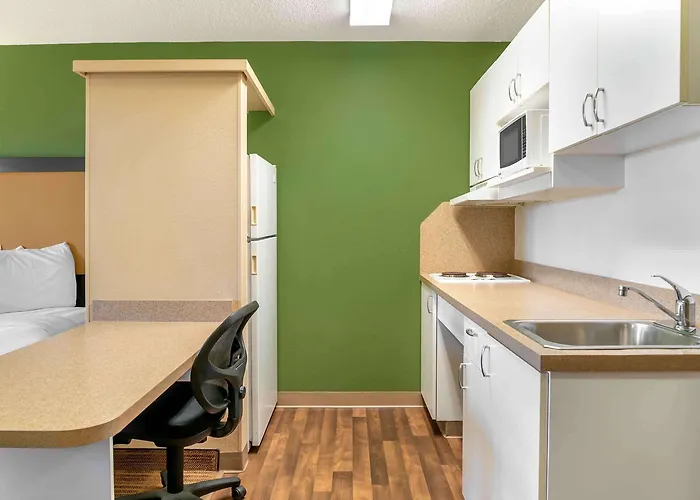 Extended Stay America Select Suites - Chicago - Naperville - West