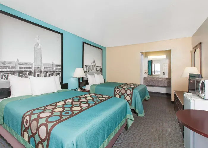Super 8 By Wyndham Sallisaw