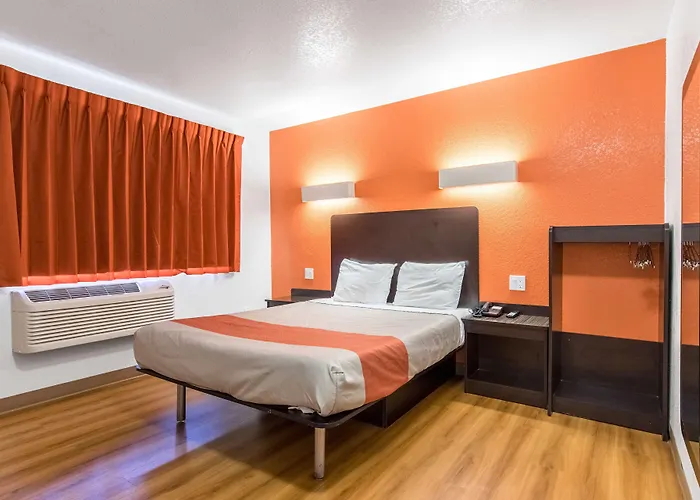 Motel 6 Bakersfield