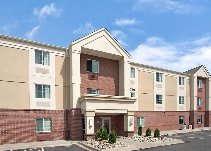 Mainstay Suites Omaha Old Mill