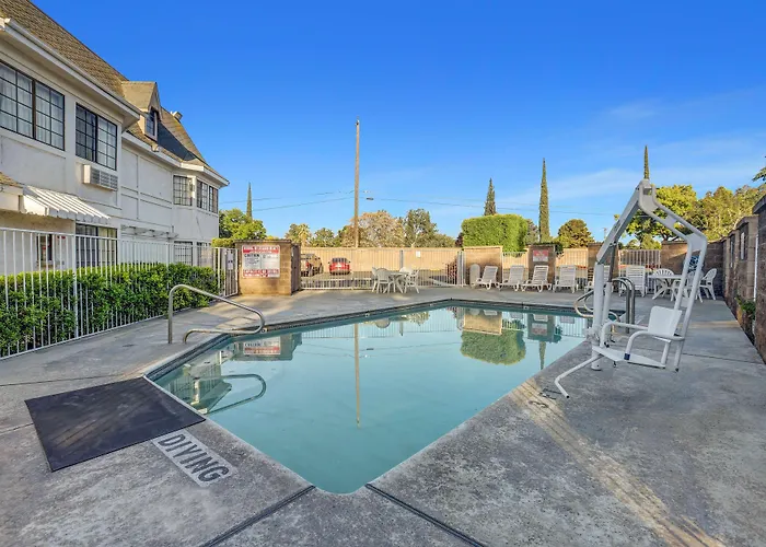 Motel 6-Fresno, Ca - Belmont Ave