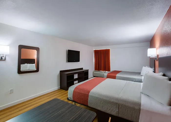Motel 6-Suwanee, Ga - Gwinnett Center