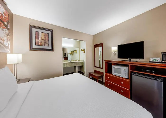 Days Inn By Wyndham St. Robert Waynesville/Ft. Leonard Wood