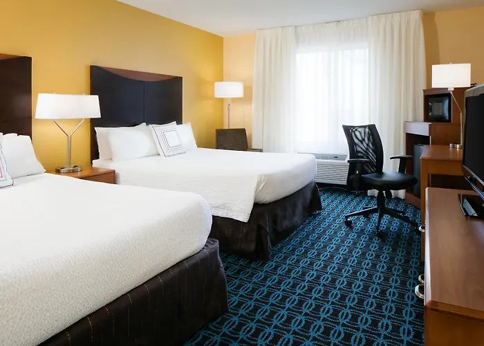 Fairfield Inn & Suites Kansas City Airport