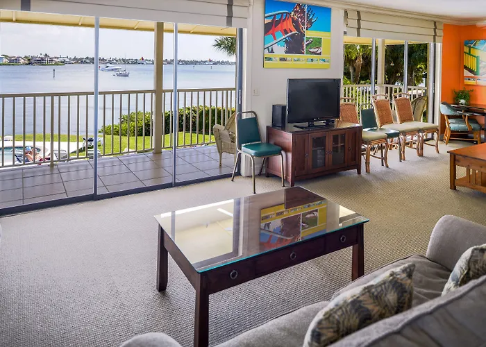 Hilton Vacation Club Charter Club Naples Bay