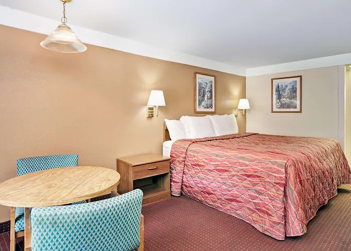 Knights Inn Charleston West Virginia