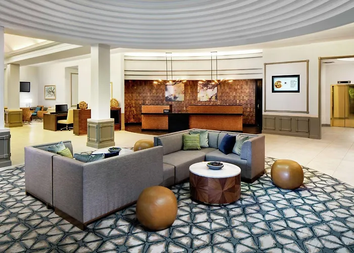 Doubletree By Hilton Nashua