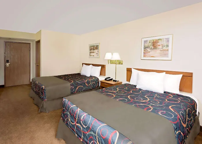 Days Inn By Wyndham Boonville