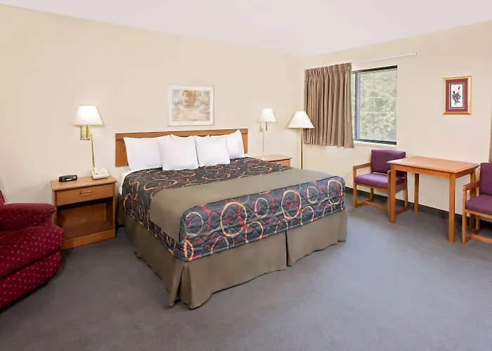 Days Inn By Wyndham Boonville