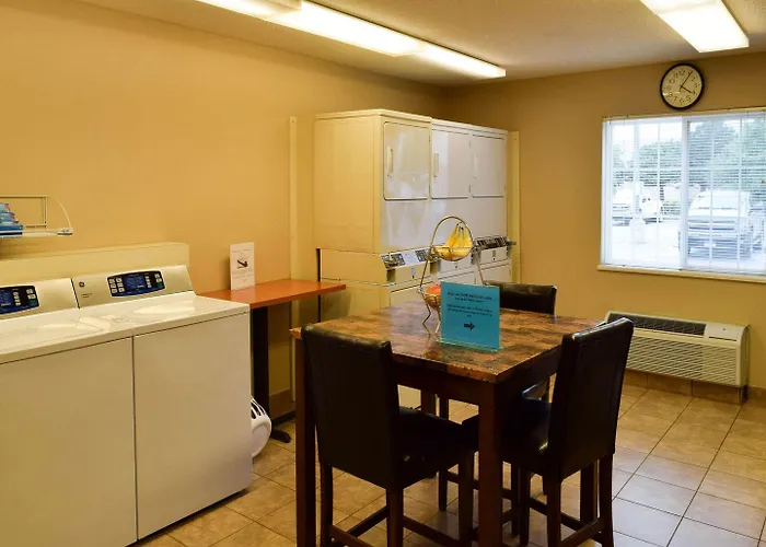 Mainstay Suites - Wichita Ne