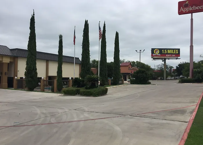 Coratel Inn & Suites By Jasper New Braunfels Ih-35 Ext 189