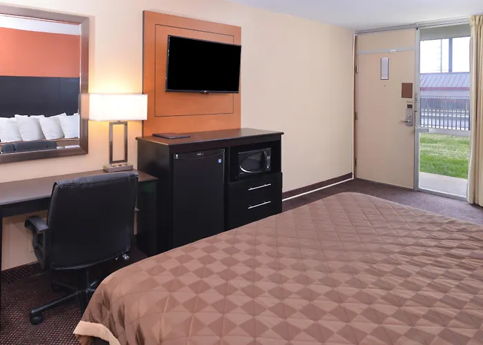 Americas Best Value Inn - Collinsville / St. Louis