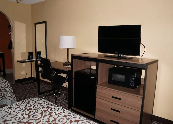 Days Inn By Wyndham Goodlettsville Nashville