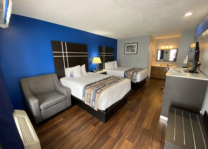 Baymont By Wyndham Albany At Albany Mall