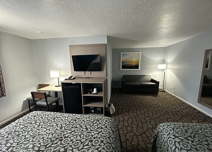 Baymont By Wyndham Manistee