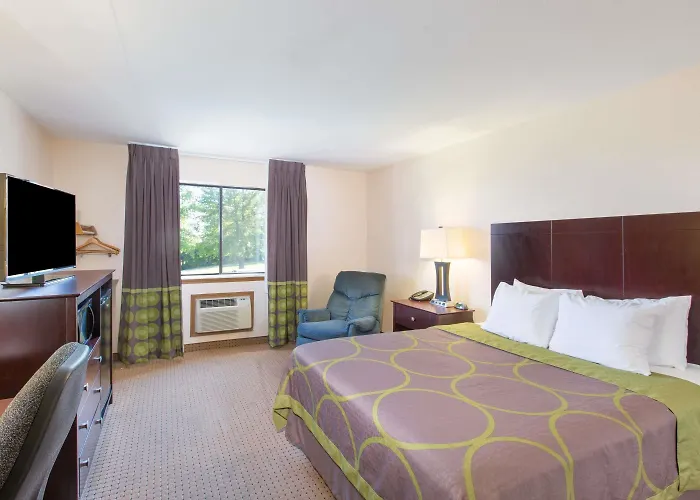 Super 8 By Wyndham Danville