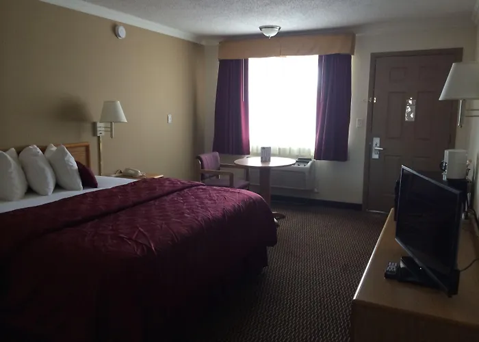 Red Lion Inn & Suites Junction City