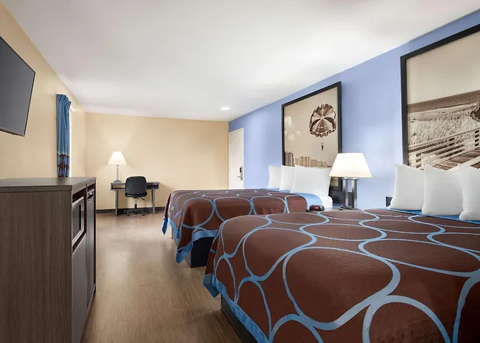 Super 8 By Wyndham Foley North Gulf Shores