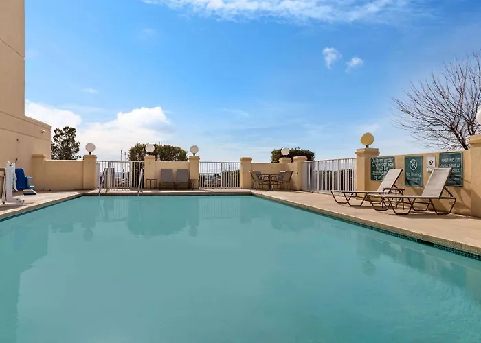 La Quinta By Wyndham El Paso East