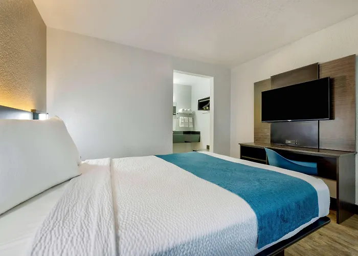 Motel 6-Anaheim, Ca - Fullerton East