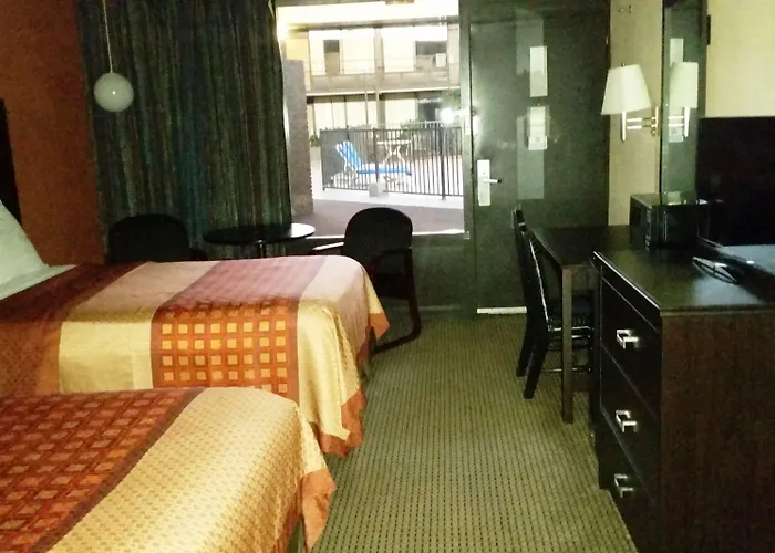 Ramada By Wyndham Diamondhead I-10 Gulfport