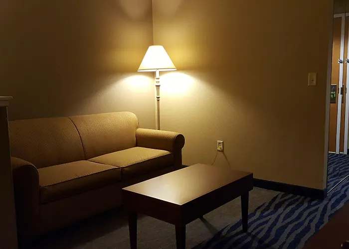 Comfort Inn & Suites Sequoia Kings Canyon