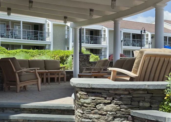 Hyannis Harbor Hotel (Adults Only)