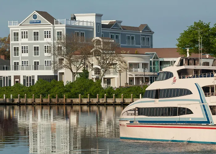 Hyannis Harbor Hotel (Adults Only)