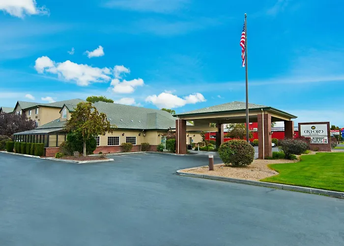 Oxford Suites Hermiston