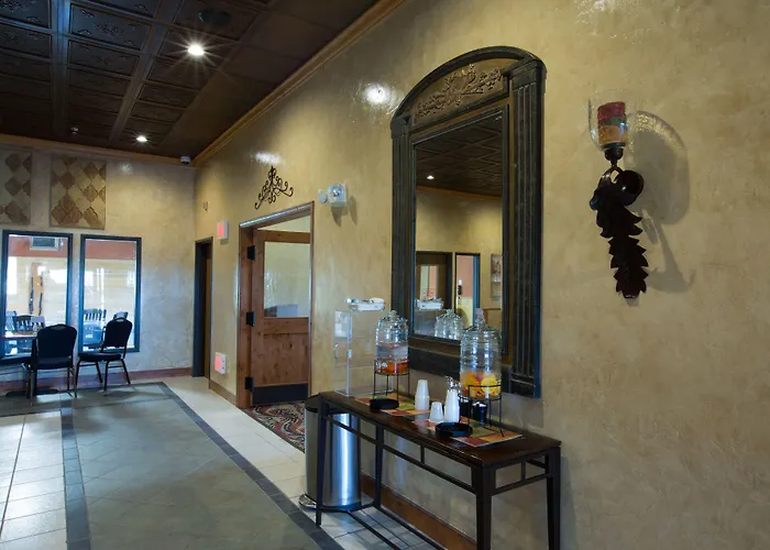 Miles City Hotel & Suites