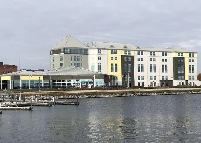 41 Lakefront Hotel, Trademark Collection By Wyndham