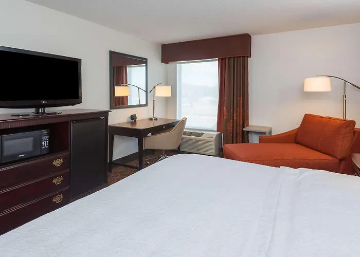 Hampton Inn Parkersburg/Mineral Wells