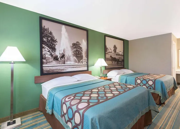 Super 8 By Wyndham Greencastle