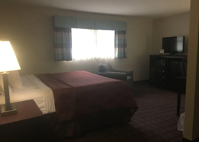 Baymont By Wyndham Iron Mountain