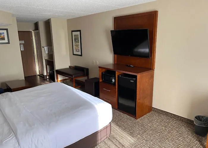 Wingate By Wyndham Clearfield