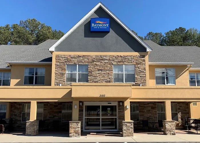 Baymont By Wyndham Kennesaw Hotel