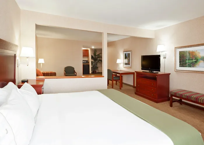 Holiday Inn Express Wilmington By Ihg