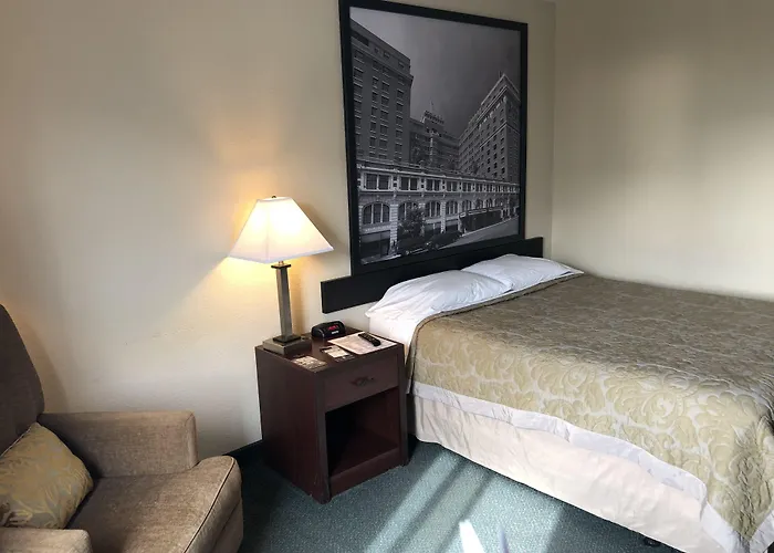 Super 8 By Wyndham Spokane Valley