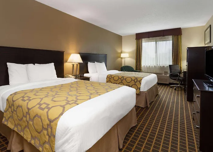 Baymont By Wyndham Harvard