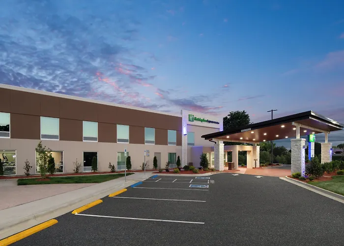 Holiday Inn Express Wilson I-95 By Ihg