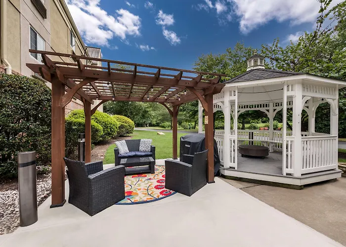Sonesta Simply Suites Hampton